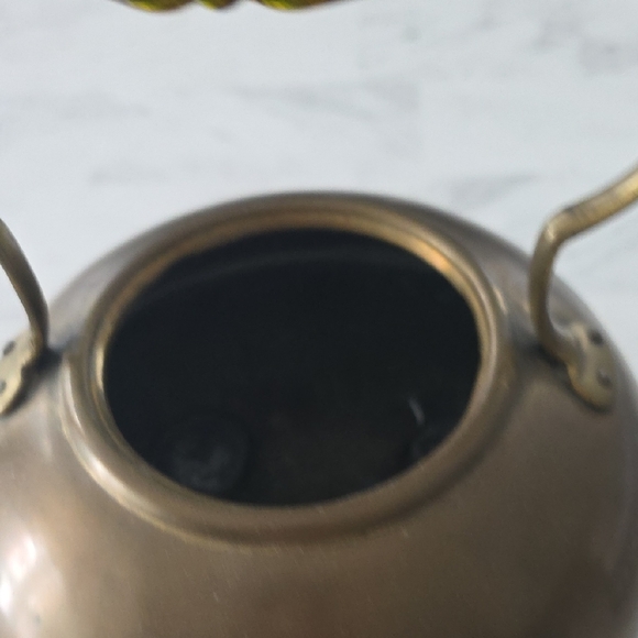 Vintage Brass Teapot with Amber Handle - Picture 8 of 9